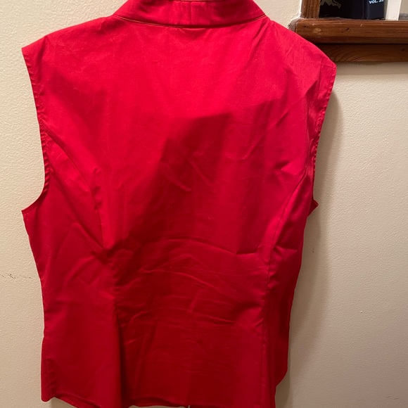 Tribal red ruffle sleeveless shirt size 12 - Picture 3 of 6